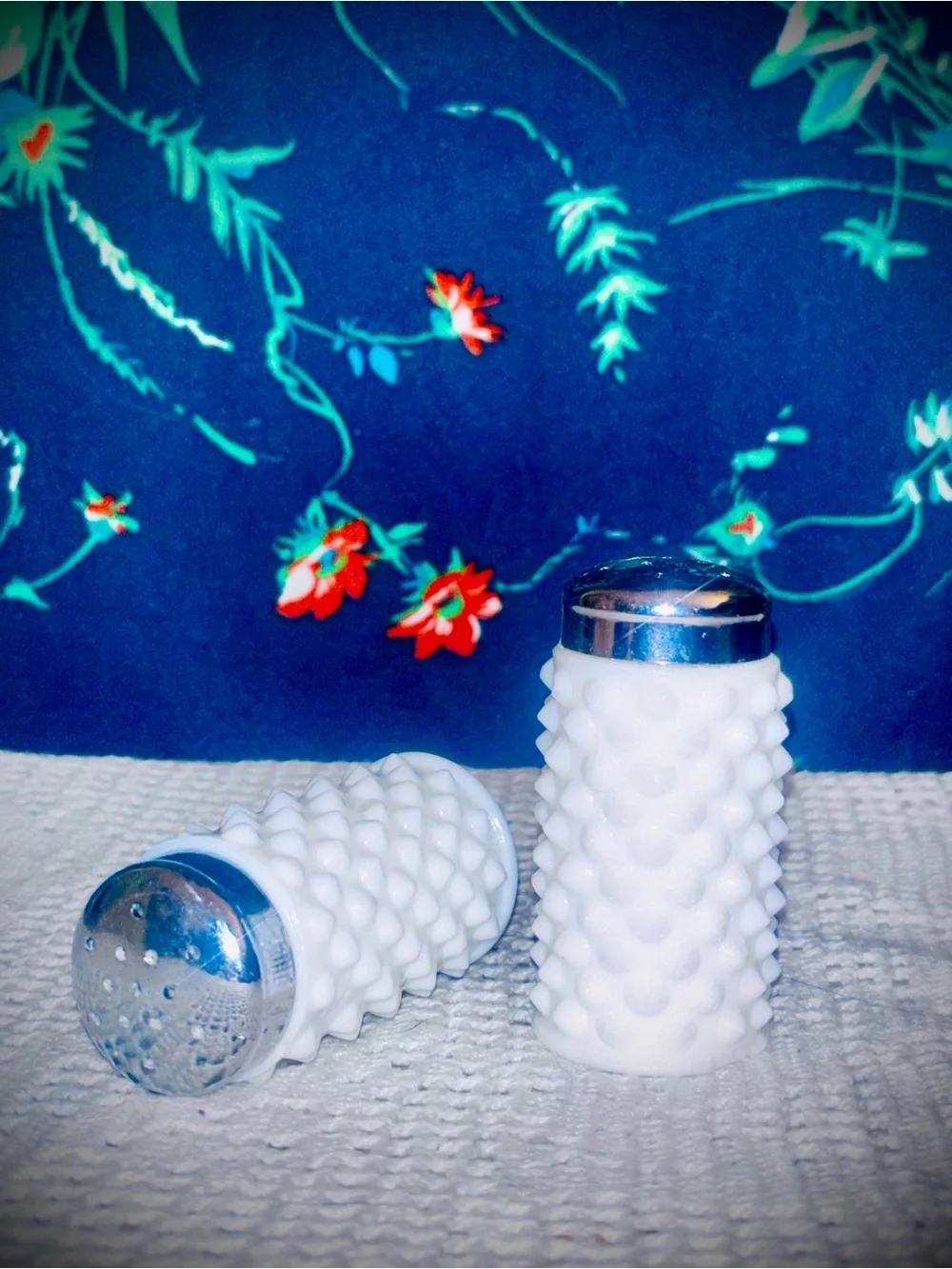 Vtg 1960s MCM Fenton Hobnail Milk Glass Salt and Pepper Shaker Set